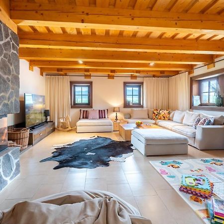 Villa Luxusná Drevenica Zuberec s Wellness, Západné Tatry, Orava Exterior foto